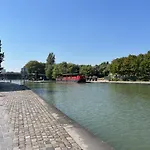 De Charme Daire Pantin