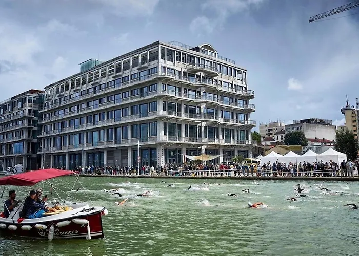 De Charme Apartment Pantin